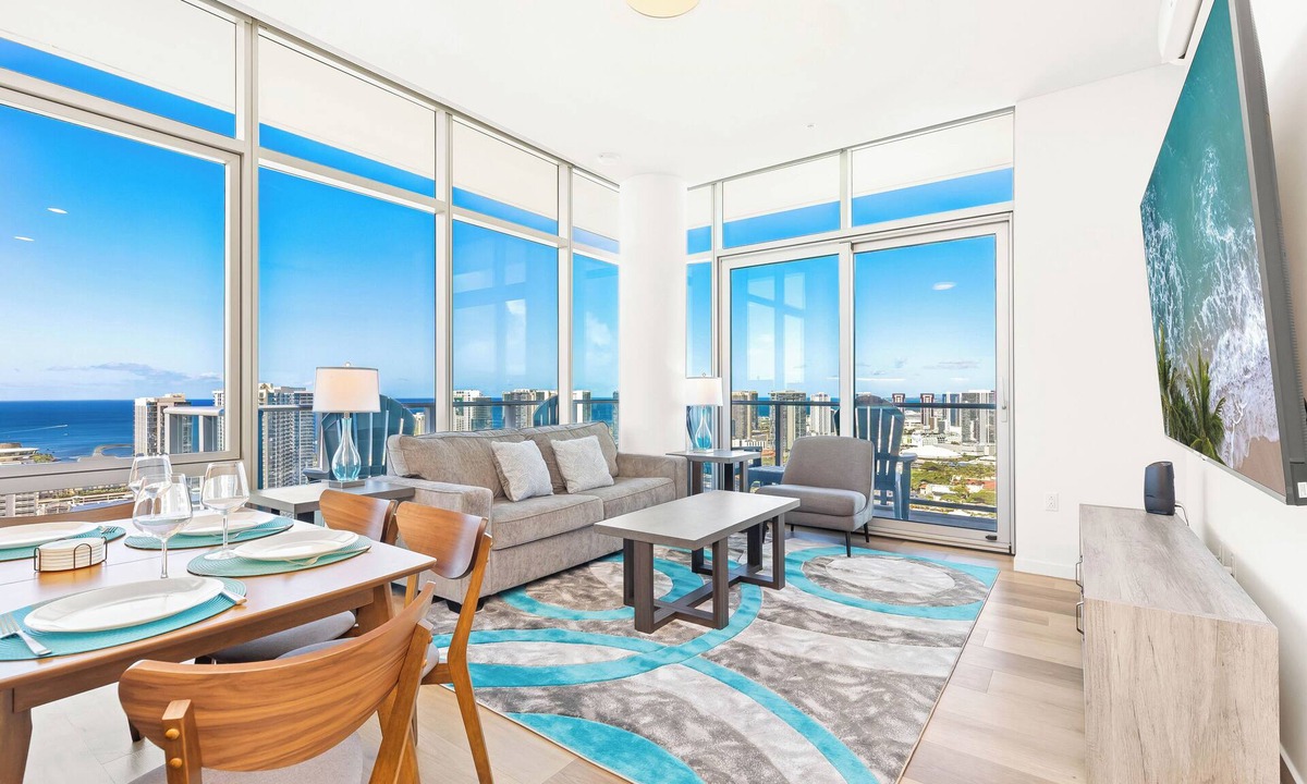 Ala Moana Condo | Breathtaking Ocean View Penthouse in the Heart of Honolulu