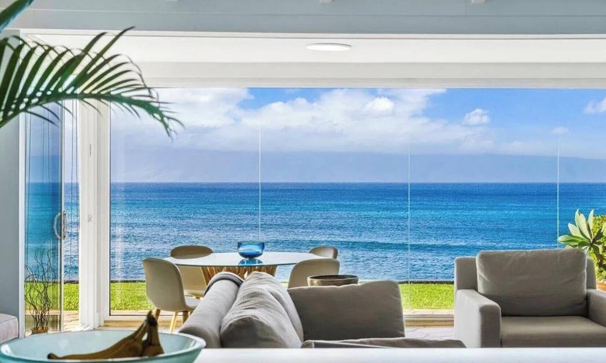 Napili House | Breathtaking Oceanfront Home Bungalow with Stunning Full 280 Degree Ocean Views