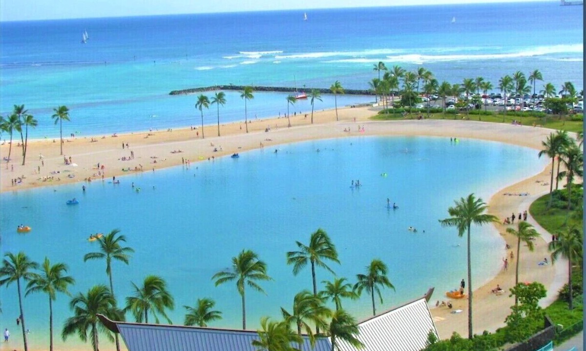 Waikiki Condo | DISCOUNT HUGE 1240sq.ft OCEANFRONT CORNER UNIT PANORAMIC WRAP-AROUND VIEWS