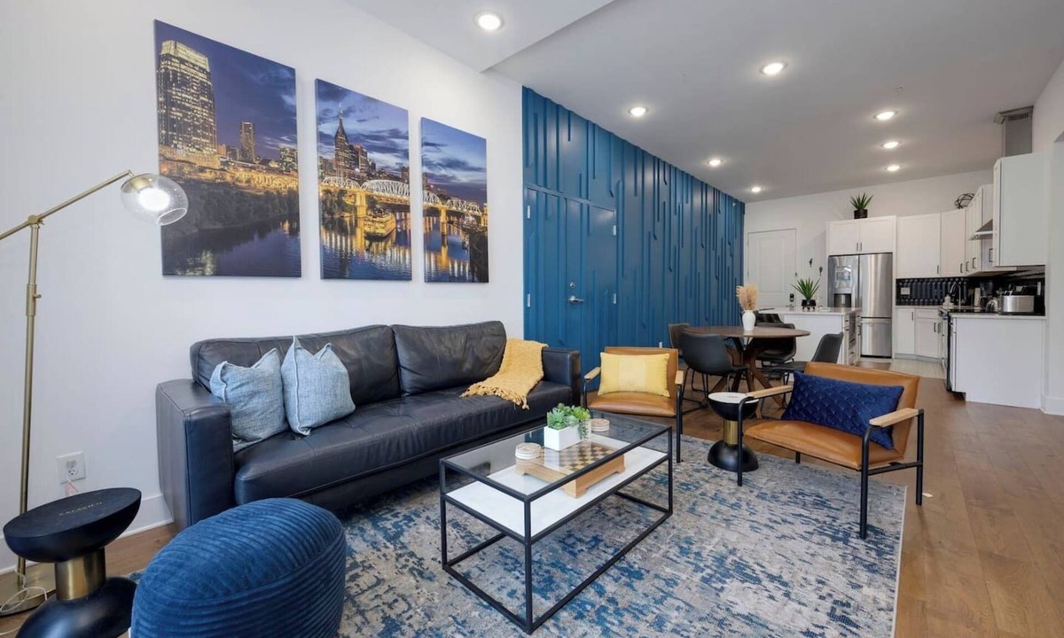Inglewood Condo | East Nashville- cozy and convenient