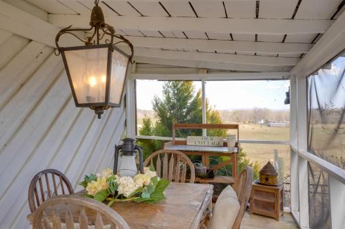 Clifford House | 'Farm House at Fairview' Rustic Retreat in Amherst