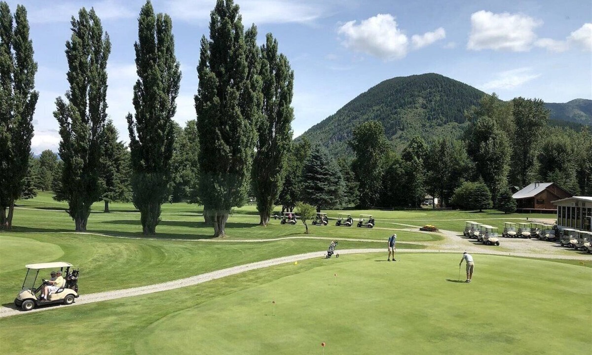 West Glacier Condo | Glacier View Getaway: 2 miles from Park Entrance