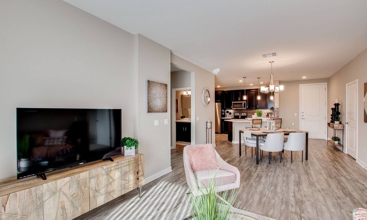 Ocotillo Condo | Gorgeous Condo Large Resort Pool & mountain views! 30 Night Min!