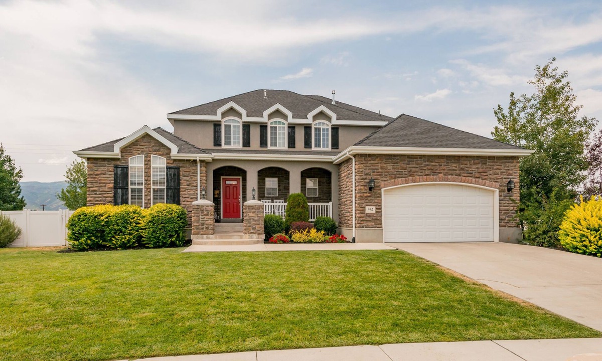 Heber House | Heber City Family Vacation Home, 10 Minutes to the Deer Valley Gondola.