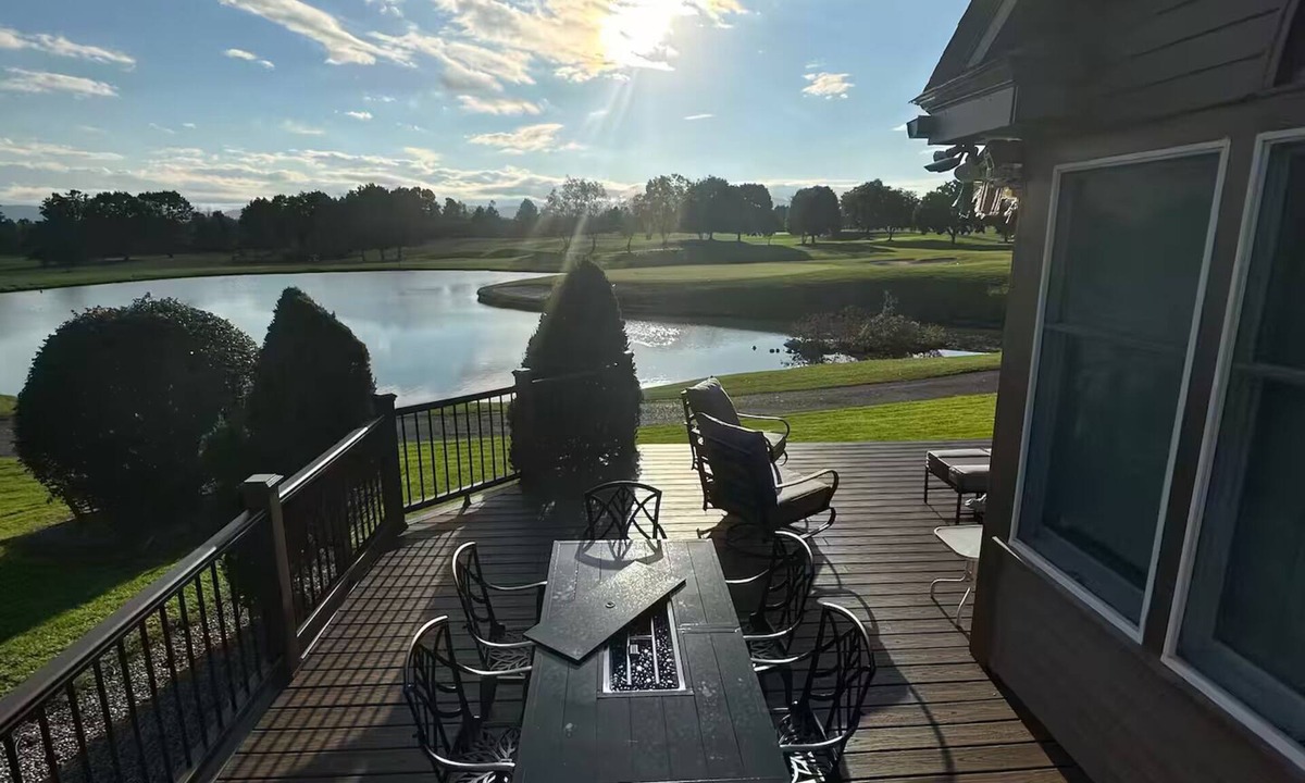 Queensbury House | Hiland Park Estate: Stunning Views & Large Ensuits