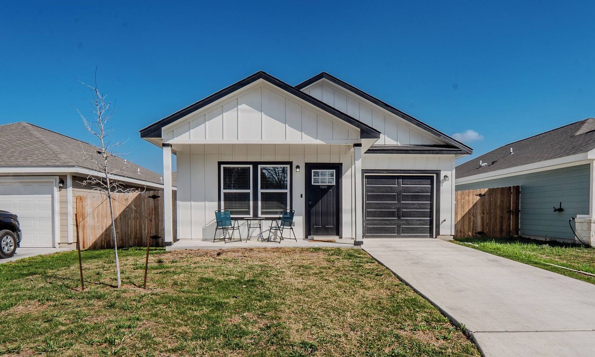 Seguin House | Modern 3-bedroom house with AC in charming Seguin