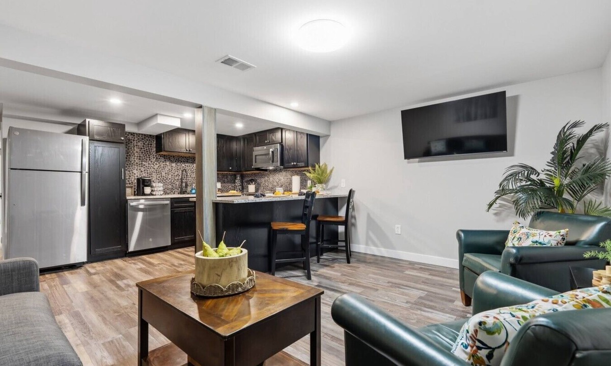 Reynoldsburg House | Modern Reynoldsburg Retreat Near Columbus