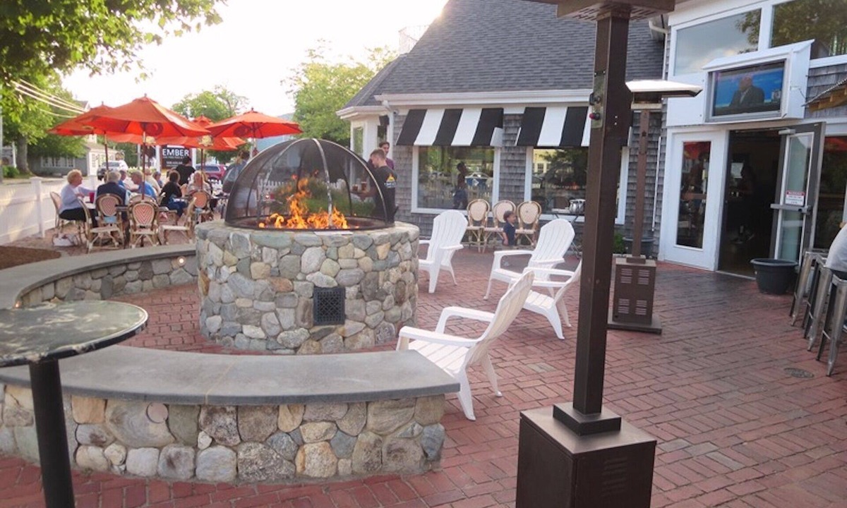 East Harwich House | Near Beach Bike Path Pet Friendly AC WiFi Simplicity