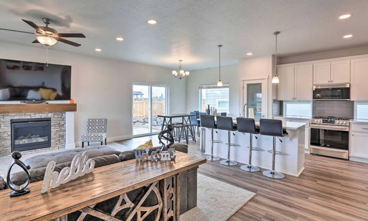 Redmond House | New house in Redmond, 15 minutes to Airport and Smith Rock