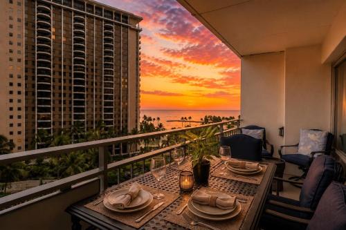 Waikiki Apartment | NEW Ilikai Suites 1-Bedroom Panoramic Ocean View Condo Free rental car included with stays of 6 nights or more Free parking ILK-732 by KBM Resorts