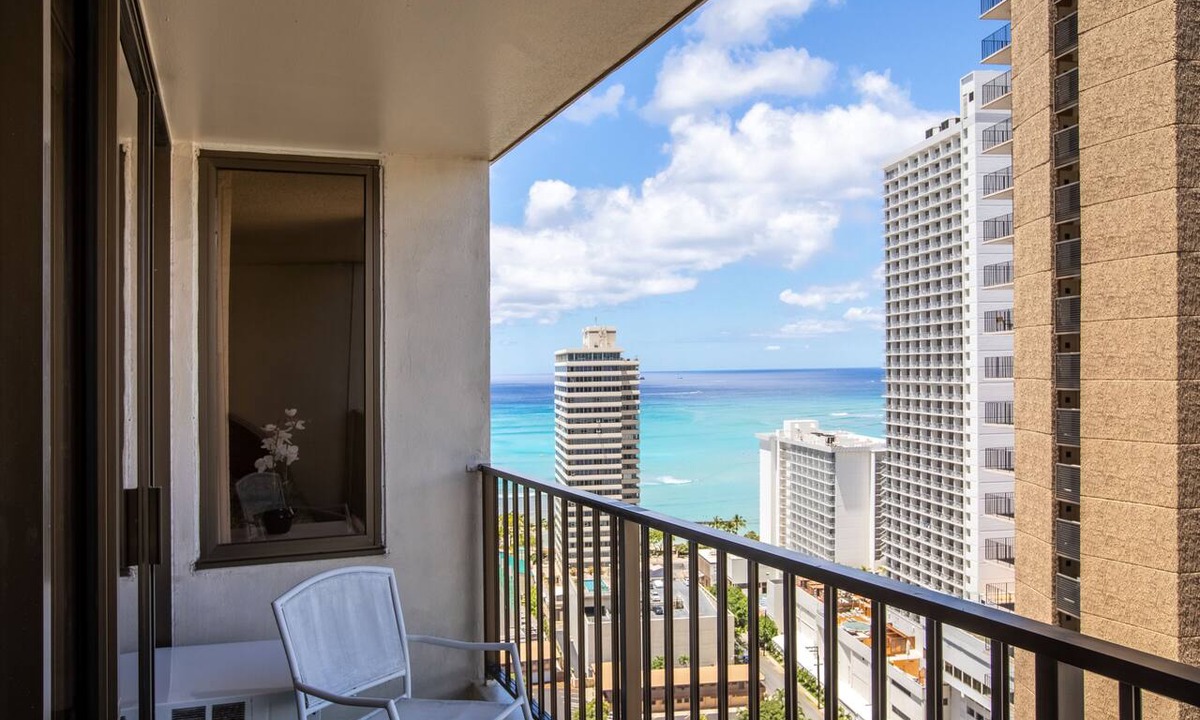 Waikiki Condo | Ocean Views | Aston Waikiki Banyan 1BPO2 – Pool & Hot Tub