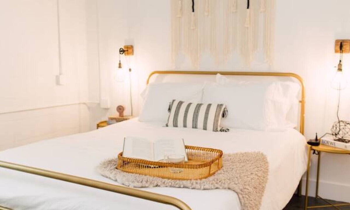 Virginia Highland Apartment | The Camille – Skyline Views + Rooftop in Atlanta