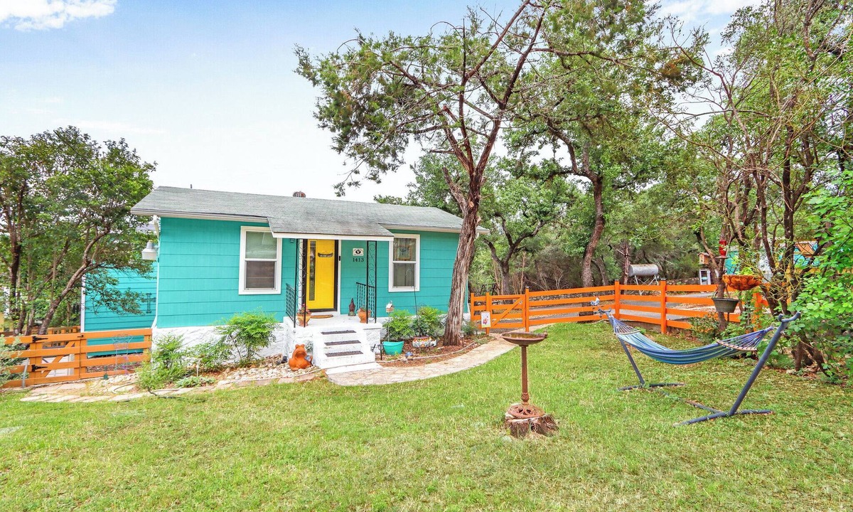 Canyon Lake House | The Coop at Canyon Lake I Pool, Hot tub