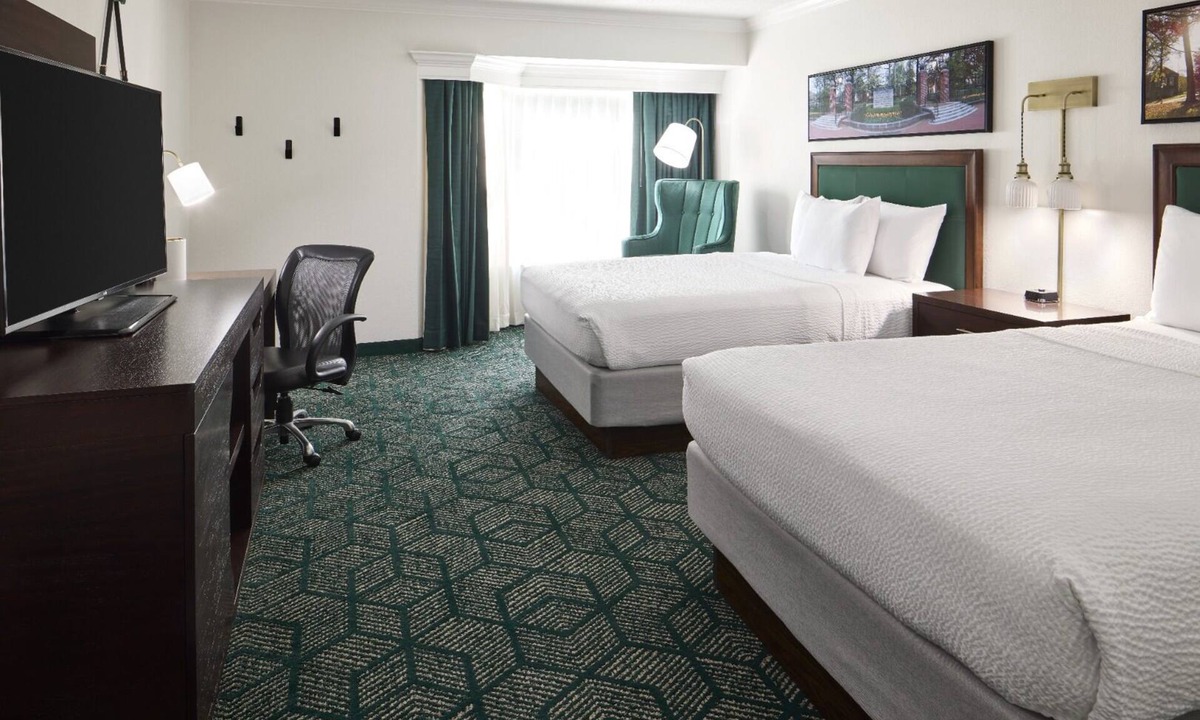 Athens Hotel | The Stay That Makes Travel Better | Free Parking | Seasonal Pool
