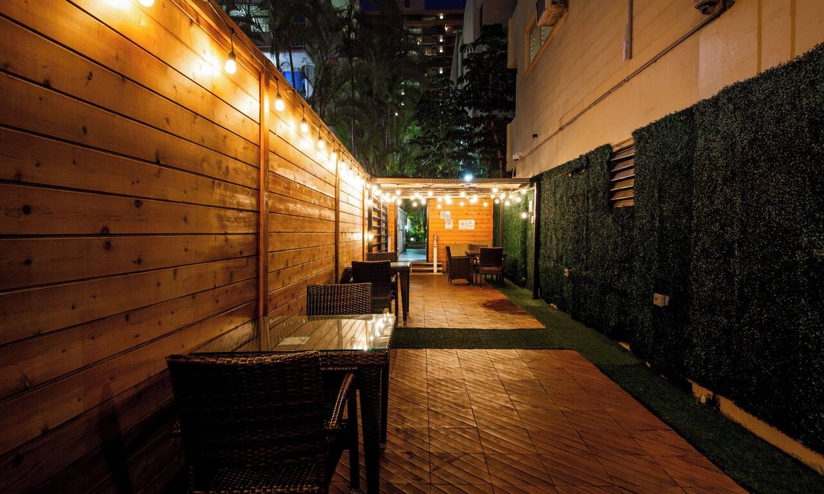 Waikiki Hostel | Waikiki Beachside Hostel