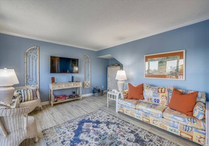 121 m² Condo ∙ 2 bedrooms ∙ 6 guests