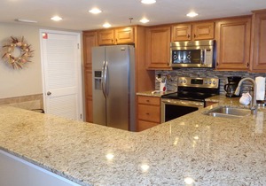 "Breakers East 703"~Gulf Front 2BR/2BA Beach setup included