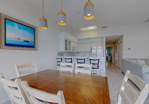Light-Filled Waterfront Condo w/Marsh & Bay Views, Deck, Shared Pool & Tennis