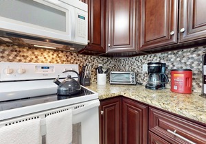 River City Resorts: WW L301 *Guadalupe River, Free Tubes with Rental*