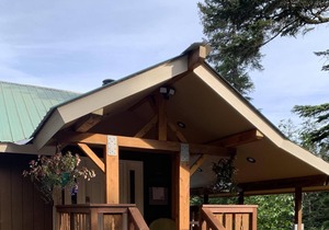 Seward House - Lost Lake