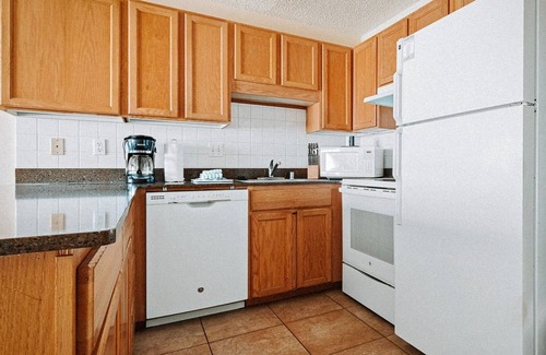 Nawiliwili Apartment | Banyan Harbor Resort