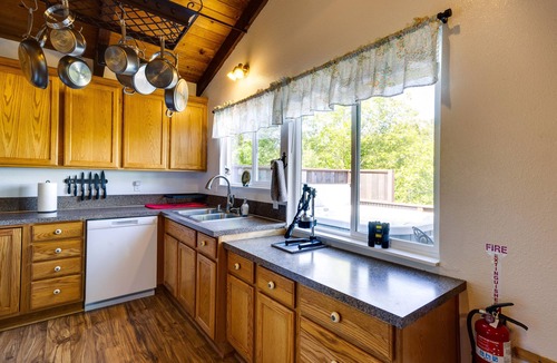Waldport House | < 1 Mi to Port of Alsea: Inviting Gem w/Views!