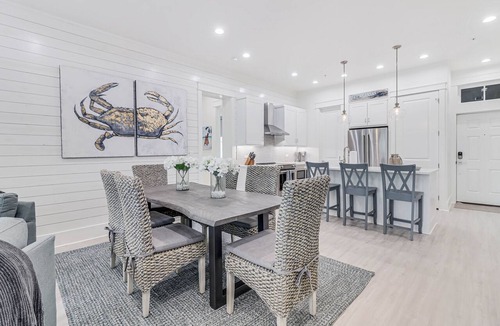 Cinnamon Shore Condo | 1st-Floor Condo@Cinnamon Shore w/Beachy Style & Easy Access to Amenities!