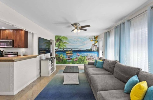 Alta Vista House | 2 Cottages Rented Together, Htd Pool, Near Beaches