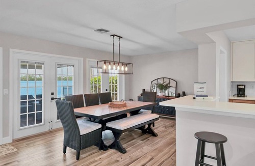 Ringling Estates House | 3 Bed, 3 Bath, Pool with Hot tub with water view
