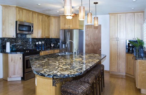 Pupukea House | 4 bedroom, 2.5 bath, Sleeps 9 in beds