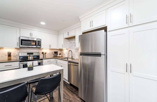 Salemtown Apartment | Abode | Germantown | Walkable + Outdoor Terrace