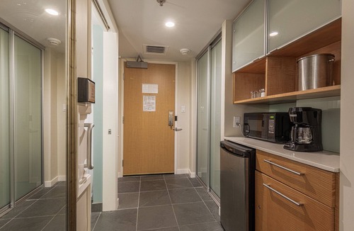 Ala Moana Hotel | Ala Moana Hotelcondo by Luana Vacation Rental