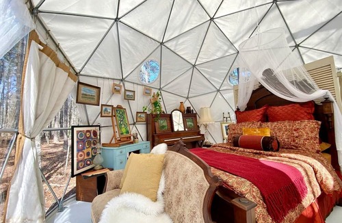 Lake Oconee Cabin | Artistic Dome Haven Nestled in the Woods near Lake Oconee, Georgia