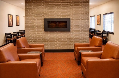 Soldotna Hotel | Aspen Suites Hotel Soldotna Deluxe King