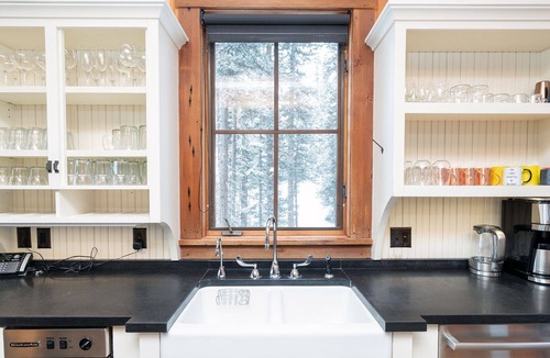 Mountain Village House | Back Door Ski In/out Fireplace, Hot Tub, Huge Views Alpine Luxury At Copper Hollow 6 Bedroom Home by RedAwning