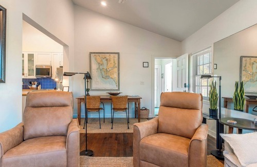 Old Town Condo | Back to the Island