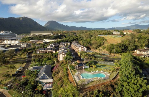 Nawiliwili Apartment | Banyan Harbor Resort