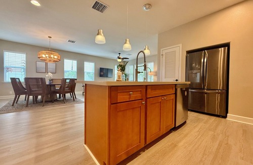 Ewa House | Beautiful 4-bedroom house in quiet neighborhood in Ewa Beach!