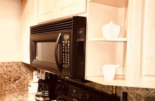 Camelback East Condo | BEAUTIFUL UPDATED FURNISHED RESORT CONDO IN THE ARIZONA BILTMORE