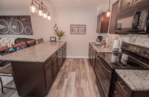 Canyon Lake Condo | Canyon Lake get-a-way w/beautiful sunset view