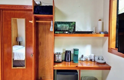 Volcano Cabin | Charming two private cabins in Volcano perfect for a relaxing getaway.
