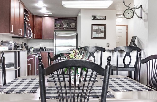 Pigeon Forge Condo | Condo with breath-taking views ,indoor/outdoor pools ,workout room 5003