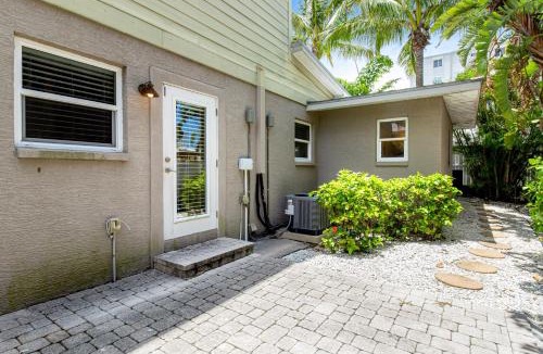 Holmes Beach Villa | Coquina Sands