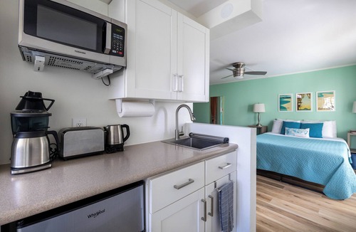 Waikiki Condo | Corner Studio · Two Lanais · No Resort Fees
