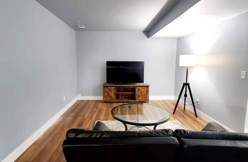 Millcreek Condo | Cozy 2BR Retreat Downtown & Ski in 30min