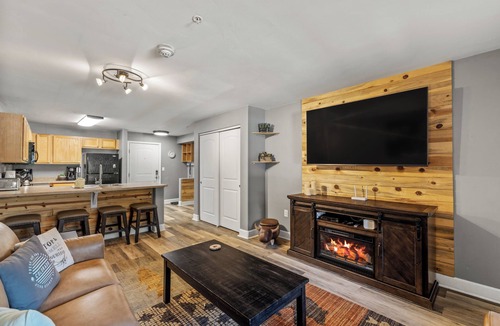 Steamboat Springs Apartment | Cozy condo, world-class amenities, gondola to base