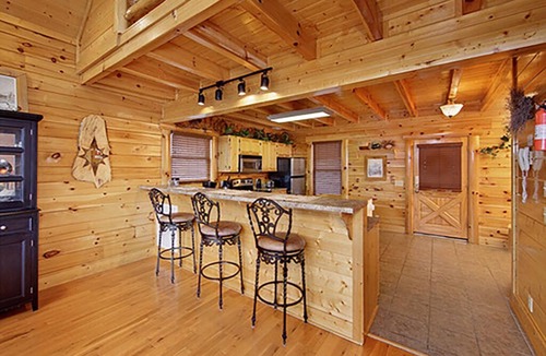 Gatlinburg - Pigeon Forge Cabin | Cozy Cottage w/Views, Hot Tub & Games