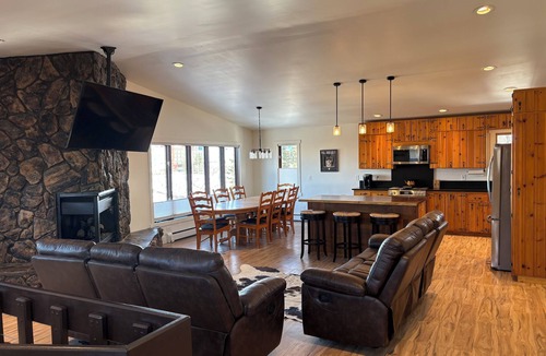 South Addition House | Downtown Anchorage, Newly Remodeled, Family-Friendly Home.