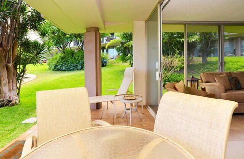 Kaanapali Condo | Great Value! Walk to Whaler's Village, beachfront cabana, pool, gym