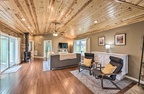 Edray House | Guesthouse on Lonesome Hollow: Hot Tub & Mtn Views